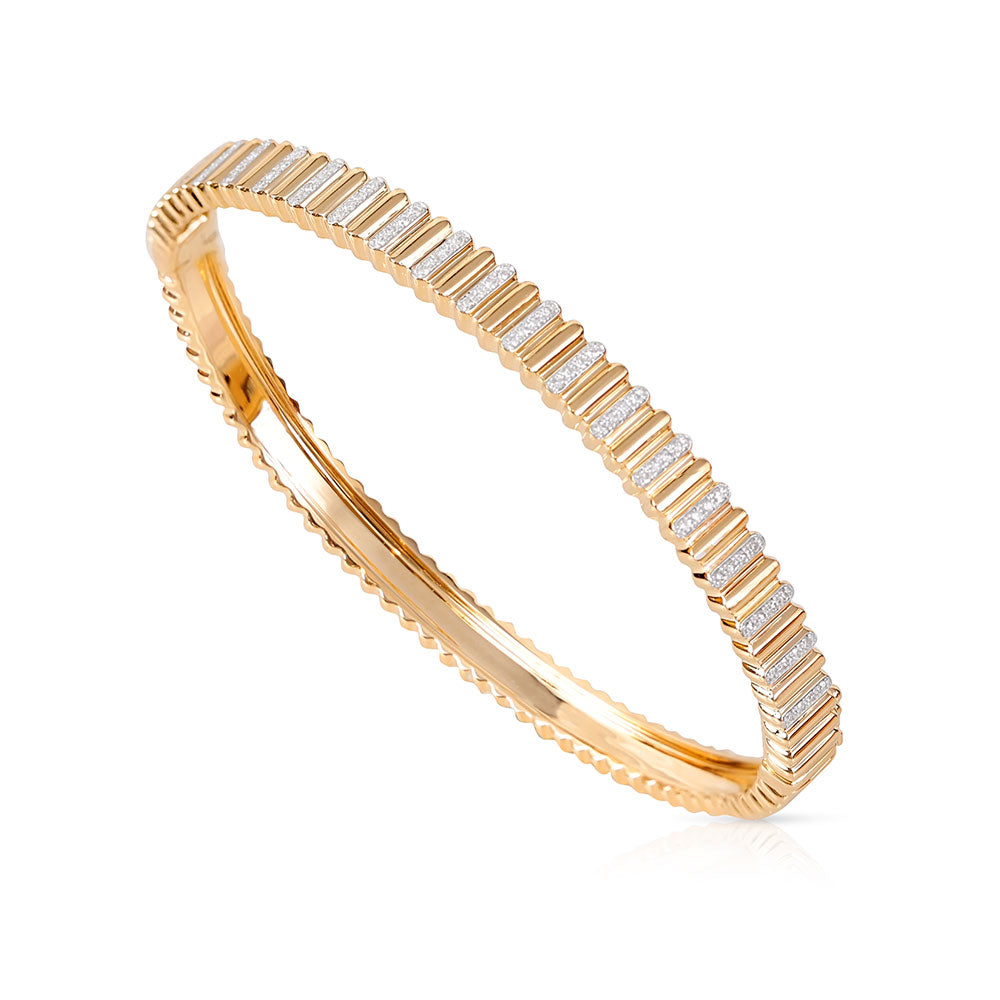 14K GOLD DIAMOND FLUTED BANGLE