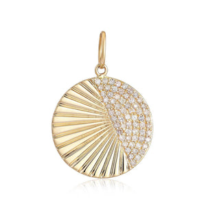 FLUTED HALF DIAMOND ROUND MEDALLION